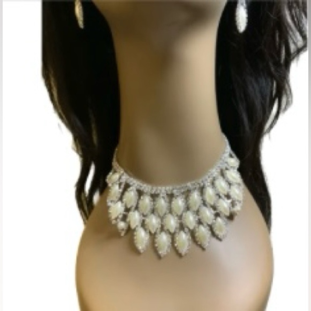 Pearl Accent and Rhinestone Bridal Necklace Set